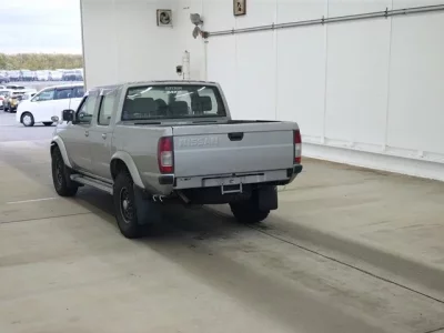 Nissan DATSUN PICKUP