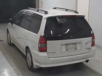 Mitsubishi CHARIOT GRANDIS