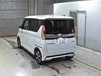 Mitsubishi EK X SPACE