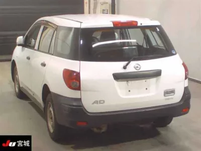 Nissan AD