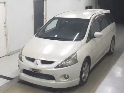 Mitsubishi GRANDIS