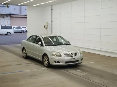 Toyota AVENSIS SEDAN
