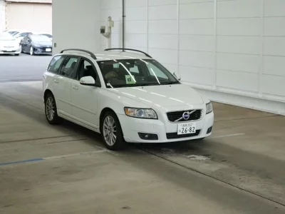 Volvo V50