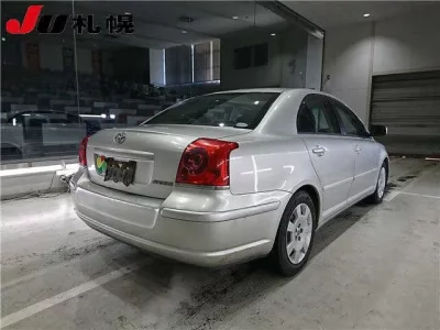 Toyota AVENSIS SEDAN