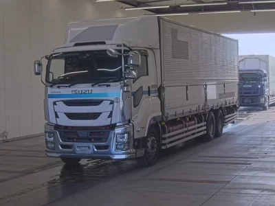 Isuzu GIGA