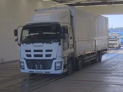 Isuzu GIGA
