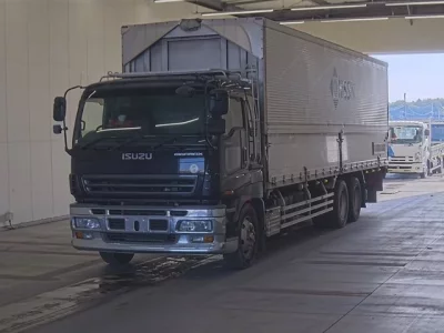 Isuzu GIGA