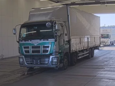 Isuzu GIGA