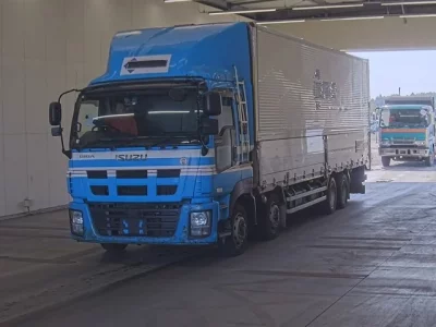 Isuzu GIGA