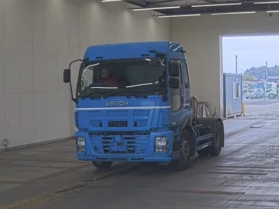 Isuzu GIGA