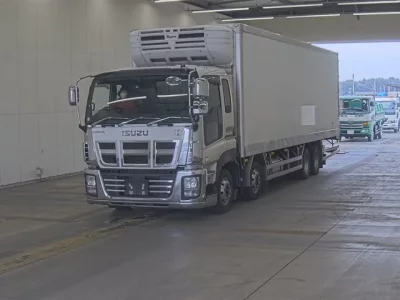 Isuzu GIGA