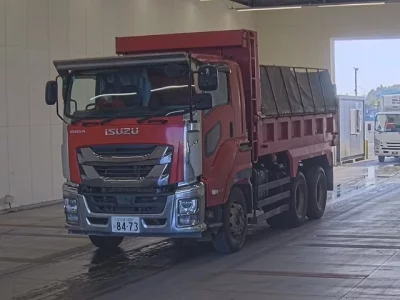 Isuzu GIGA