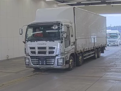 Isuzu GIGA