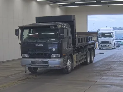 Isuzu GIGA
