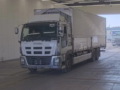 Isuzu GIGA