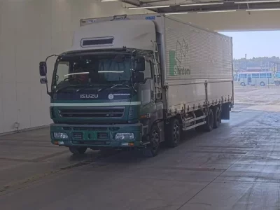 Isuzu GIGA