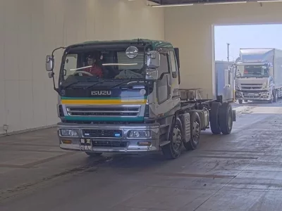 Isuzu GIGA