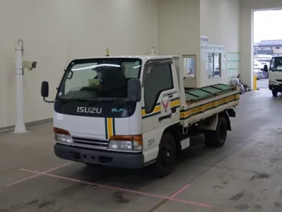Isuzu ELF