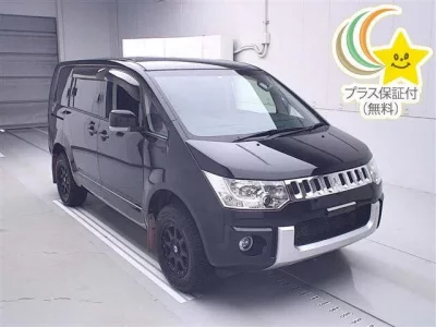 Mitsubishi DELICA D5