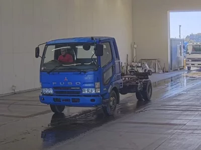Mitsubishi FUSO FIGHTER