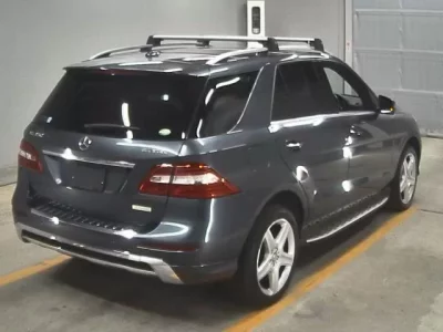 Mercedes-Benz ML CLASS