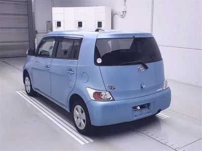 Toyota BB