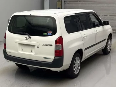 Toyota SUCCEED