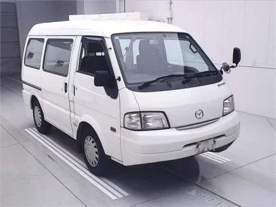 Mazda BONGO VAN