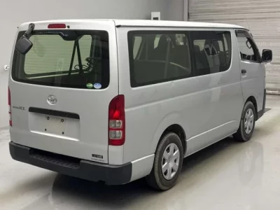 Toyota REGIUS ACE VAN