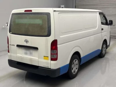 Toyota REGIUS ACE VAN