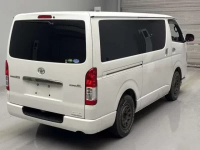 Toyota REGIUS ACE VAN