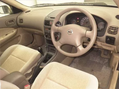 Nissan SUNNY