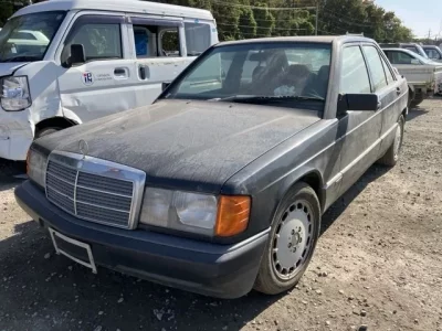 Mercedes-Benz 190 SERIES