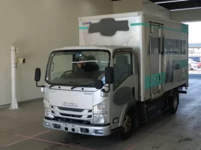 Isuzu ELF