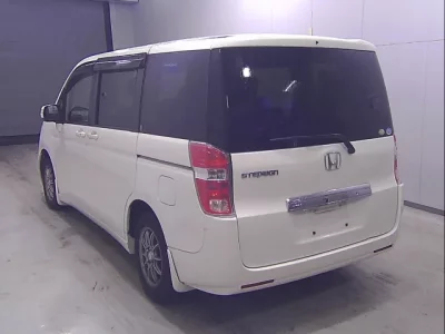 Honda STEP WAGON