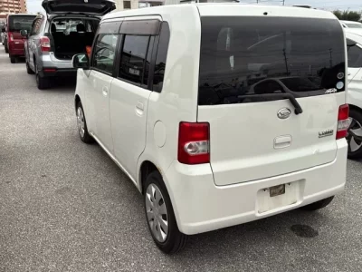 Daihatsu MOVE CONTE