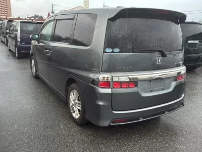 Honda STEP WAGON