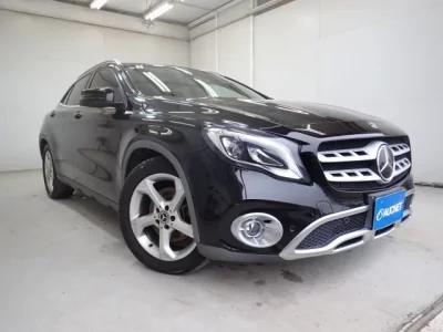 Mercedes-Benz GLA CLASS