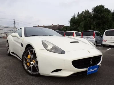 Ferrari CALIFORNIA