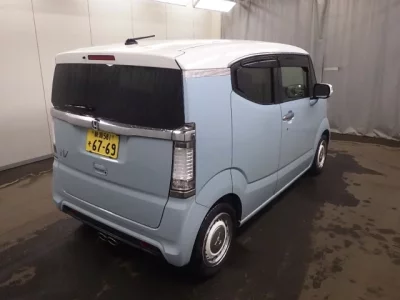 Honda N BOX SLASH