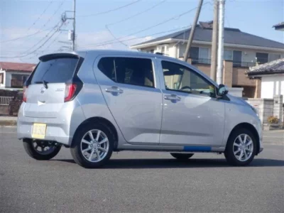 Daihatsu MIRA E S
