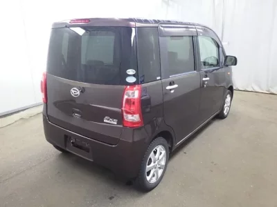 Daihatsu TANTO EXE