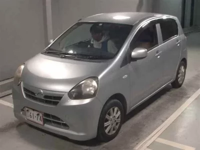 Daihatsu MIRA E S