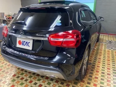 Mercedes-Benz GLA CLASS