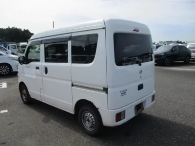 Nissan CLIPPER VAN