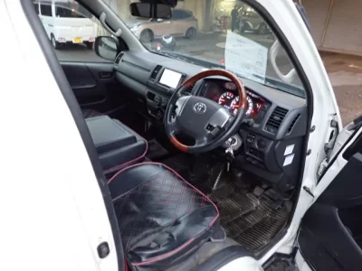 Toyota REGIUS ACE VAN