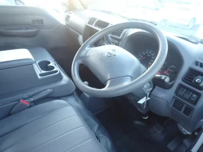 Nissan VANETTE VAN