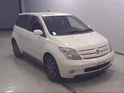 Toyota IST