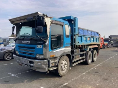 Isuzu GIGA