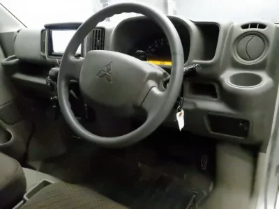 Mitsubishi MINICAB VAN